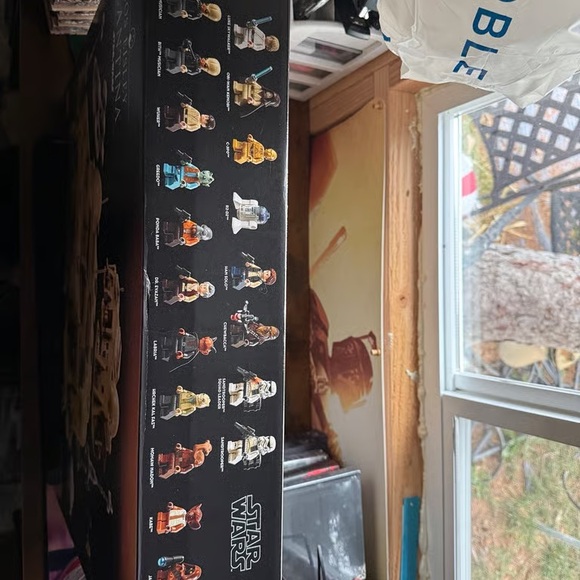 Lego Star Wars Mos Eisley Cantina Set - Beige and Dark Brown - Picture 4 of 6